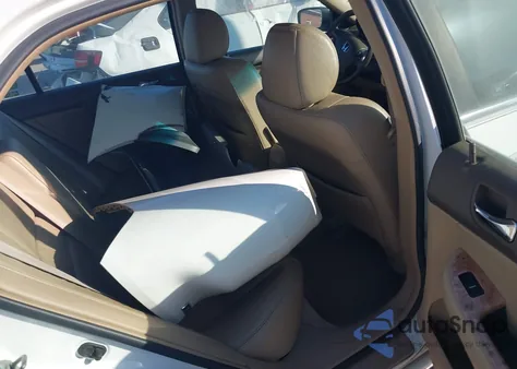 2003 Honda Accord 3.0 Ex z USA, uszkodzony, nr VIN 1HGCM66503A030915